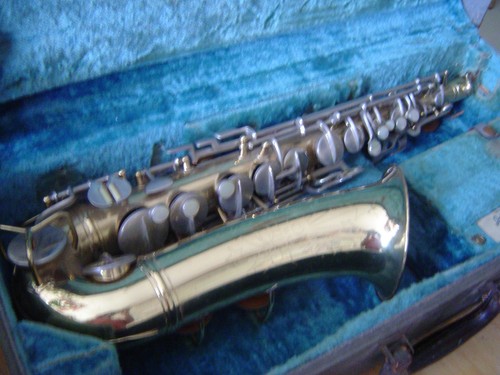 Vintage 1950s conn shooting - conn,