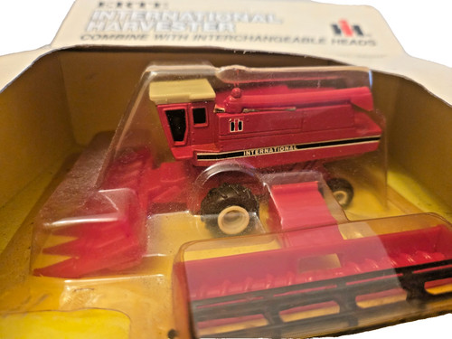 Ertl international harvester - ertl,