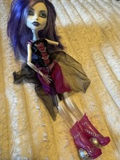 Monster High Rare Spectra