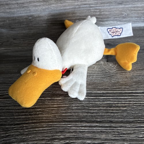 Sitting duck small toy - duck,