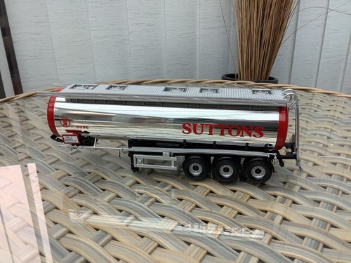 Corgi model truck scale - truck,