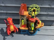 Imaginext Dc Superfriends Wizards Castle Wizard And Dragon Figures
