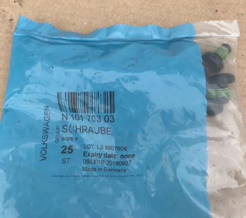 Screw bolt x24 - /,
