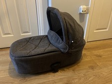 Mamas and Papas grey carrycot