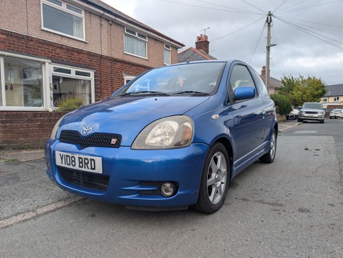 Toyota yaris sport - toyota, t-sport