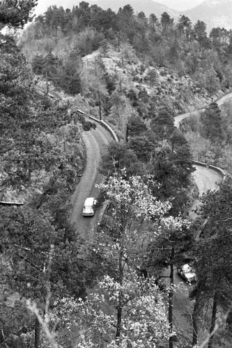 Saab leads renault - v4,