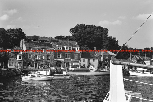 Q001134 padstow harbour - q001134,