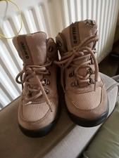 Womens Size 3,Tan Coloured