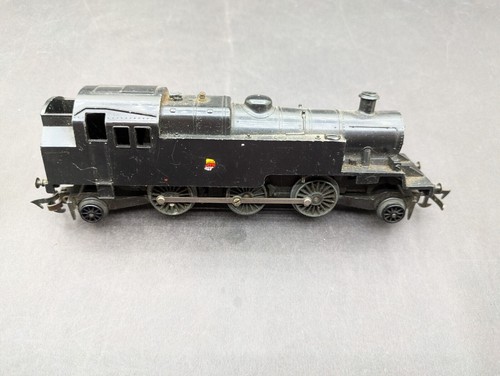Triang railways r59 3mt tank - triang,