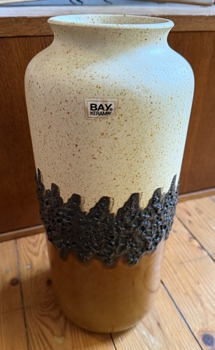 Bay pottery vase w - bay,