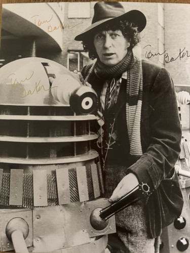 Tom baker genuine signed - baker,