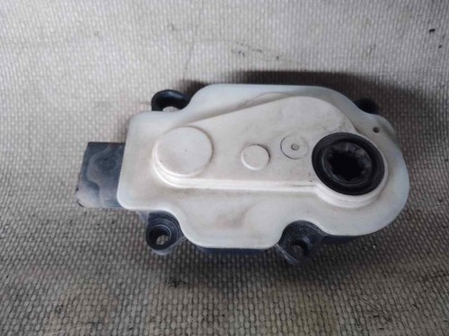 Motor opening air vents - opening, of