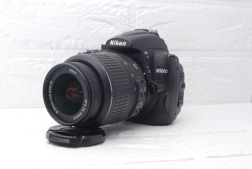 Nikon d5000 dslr camera with - dslr,