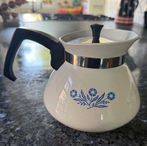 Vintage corning ware - ware, blue