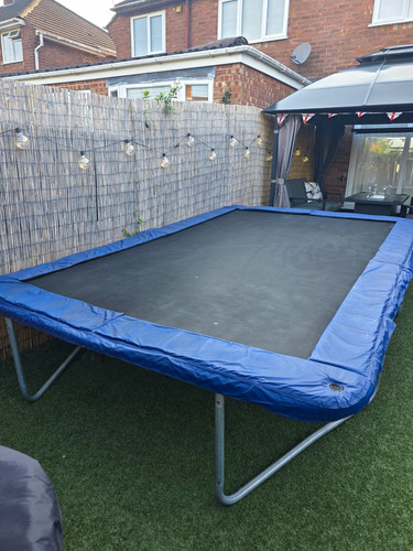 Rectangular outdoor spring - rectangular,