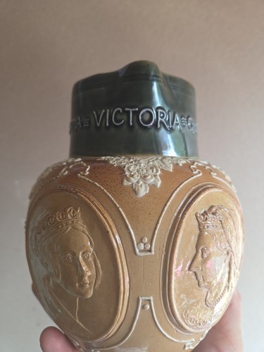 Royal doulton queen victoria - royal,