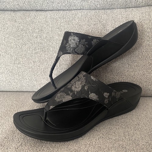 New pavers sandals size - sandals,