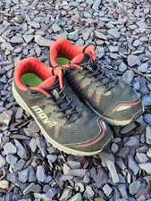 Inov8 Parkclaw 275 size UK 9.5