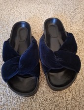 Chloe Nolan Crisscross Twisted