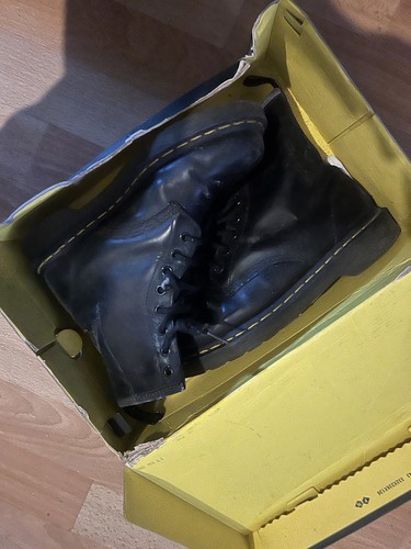 Womens martens boots size - womens,