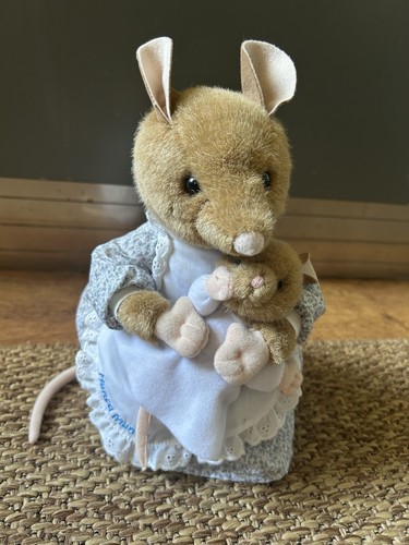 Peter rabbit hunca - peter,