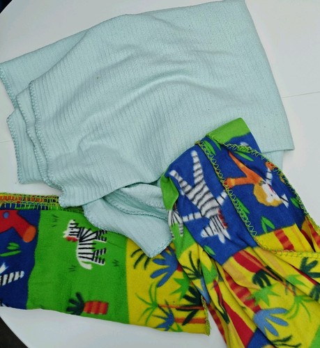 Pet blankets used - blankets,