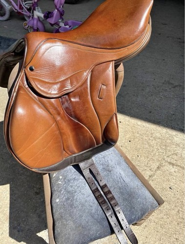 Quatro monoflap jump saddle - quatro,