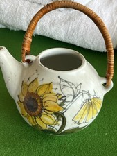 Vintage Arabia Finland Teapot
