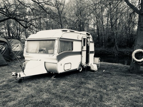 Head turning vintage beauty - head-turning,