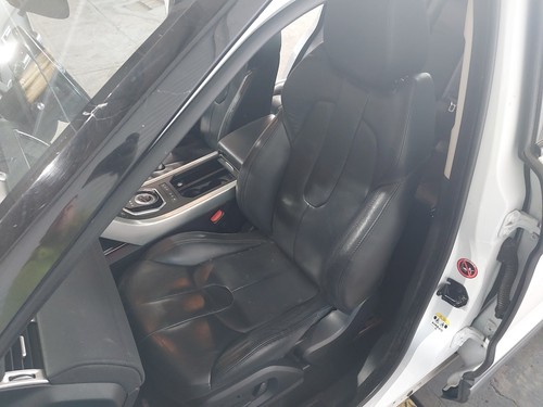 Front seat left - seat, land