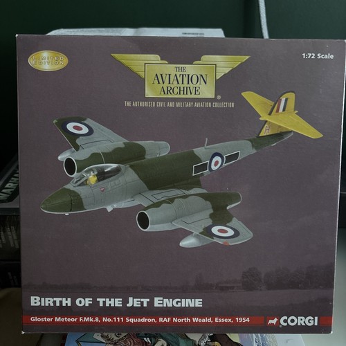 Corgi aviation gloster - corgi,