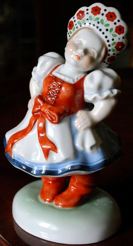 Herend peasant girl - peasant, hand