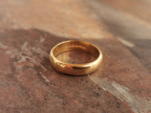 Vintage 22ct gold band ring - ring,