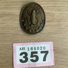 VTG SINGER SEWING MACHINE  1901 BRASS BADGE, NO PINS , LIST 357