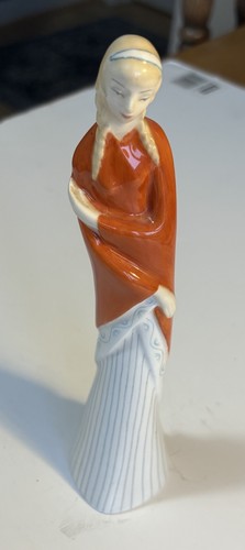 Royal doulton teenager hn2203 - royal,
