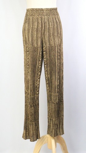 Rare trompe oeil pleats - rare,