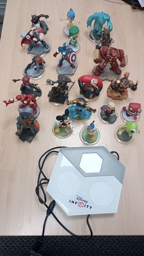 Disney infinity bundle - infinity, –
