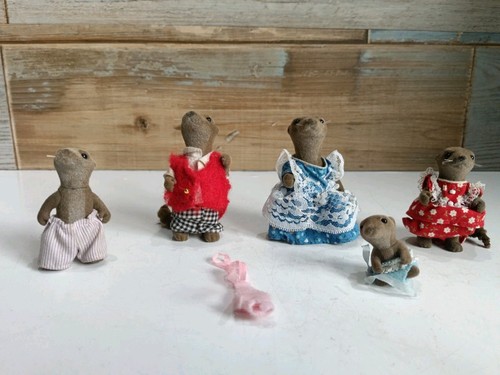 Vintage sylvanian families van - families,