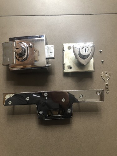 Banham l2000 latch lock - banham,