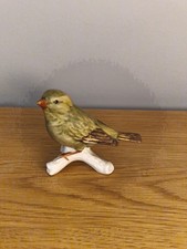 Vintage Goebel Greenfinch Bird Ornament. 38026. 2.5" Tall (VGC)