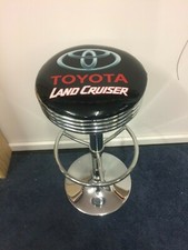 TOYOTA LAND CRUISER PREMIUM