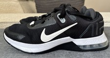 Men’s Black And White Nike