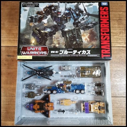 Tomy transformers unite - tomy,