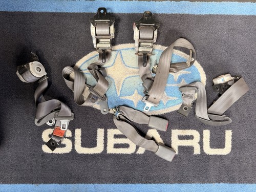 Subaru impreza seat belts - seat,