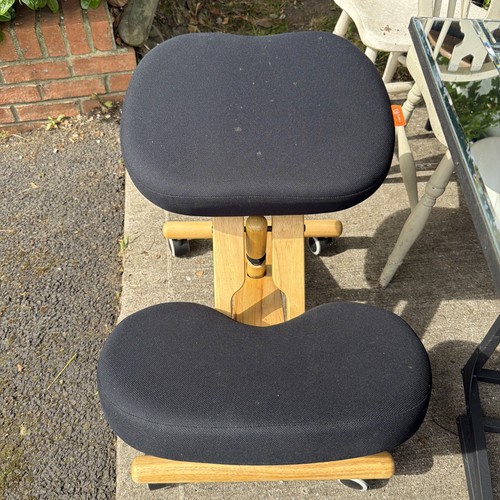 Ergonomic wooden kneeling - wooden,