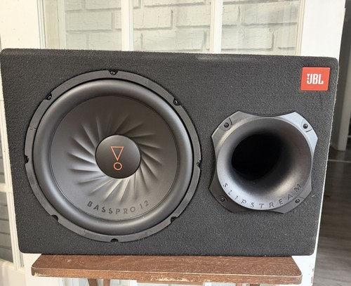 Jbl basspro powered - jbl,