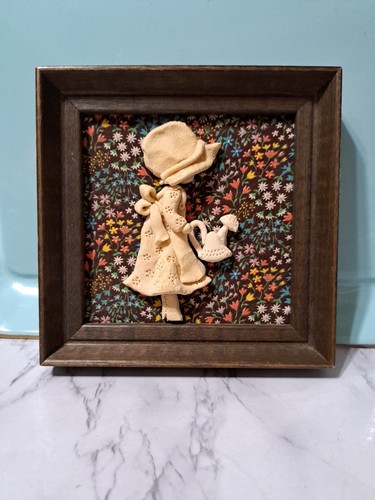 Vtg framed shadow box - 3d, clay