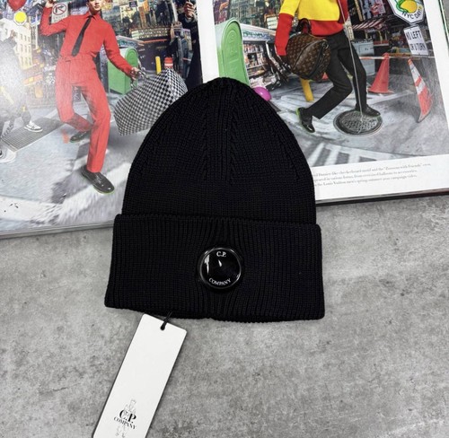 Company black beanie hat - black,