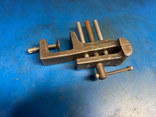 Vintage bench vice clamp - bench,