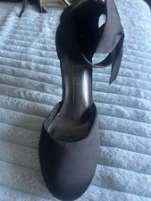 Elegant Brand New Marks And